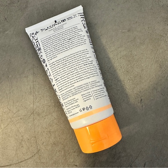 [SKIN] Drunk Elephant Beste No. 9 Cleanser | Full Size | New | $47 Retail - Picture 3 of 4